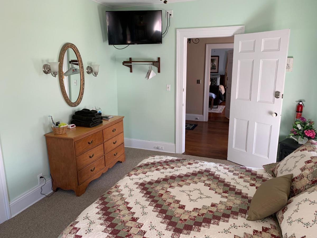 Centennial Inn Bed & Breakfast Conneaut 外观 照片