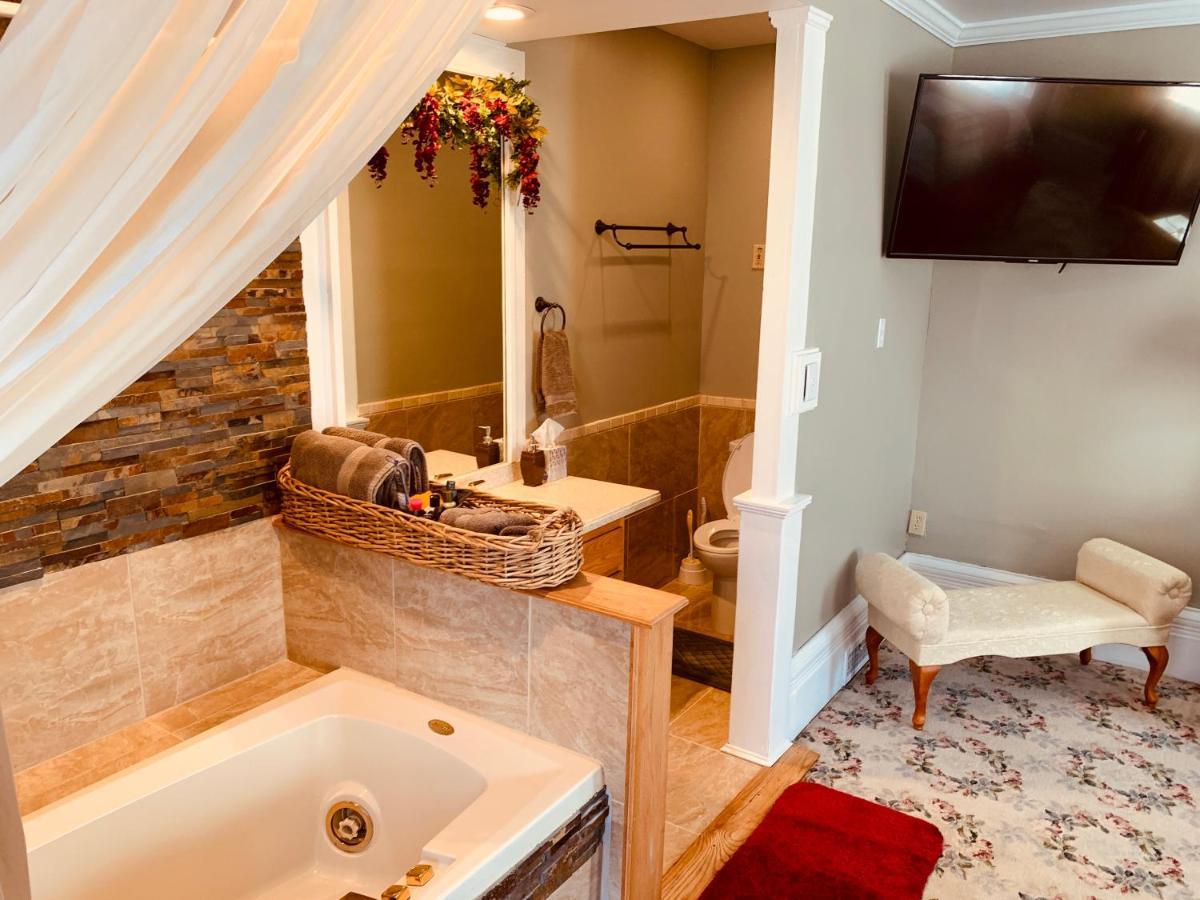 Centennial Inn Bed & Breakfast Conneaut 外观 照片