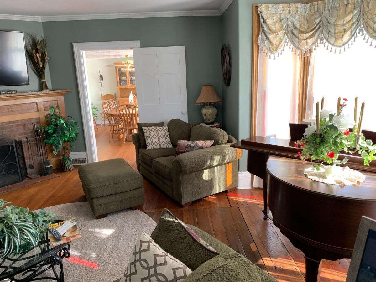 Centennial Inn Bed & Breakfast Conneaut 外观 照片