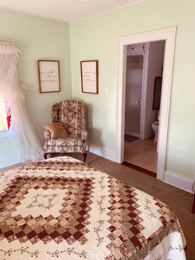 Centennial Inn Bed & Breakfast Conneaut 外观 照片